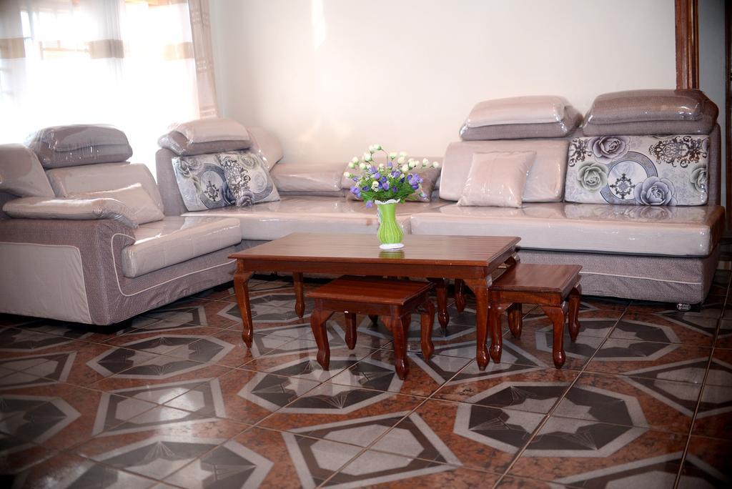 Keva Guest House Kigali Buitenkant foto